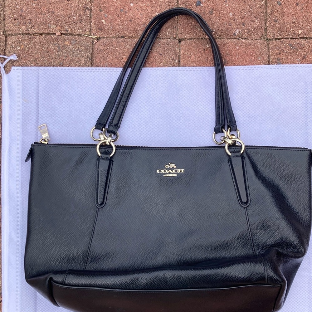 Coach Black and Gold Tote Bag with Structured Design